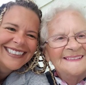 Meet your Posher, Donnalee